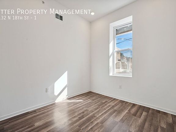 5th image of 2132 N 18th St Floor 1