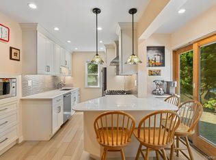 9 Wilton Rd, Pt Chester, NY 10573