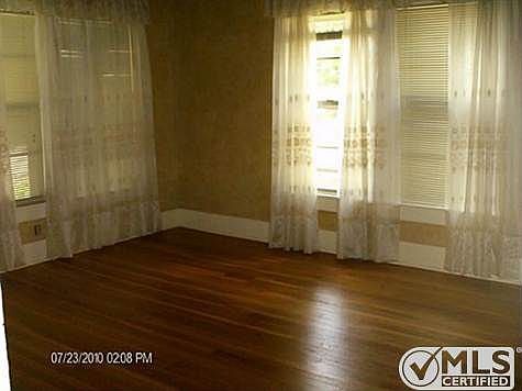 5th image of 1290 Jeanette St