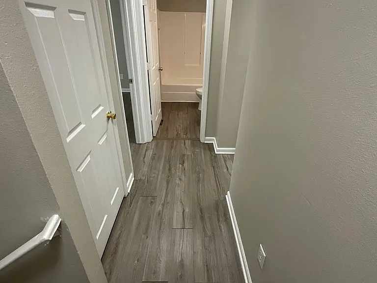 854 Eugene St — Photo 10