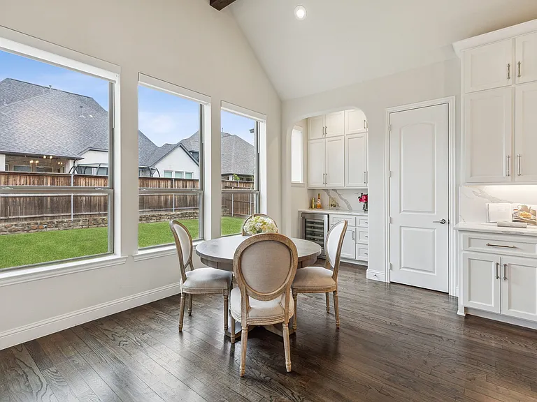 3358 Fuller Dr — Photo 6