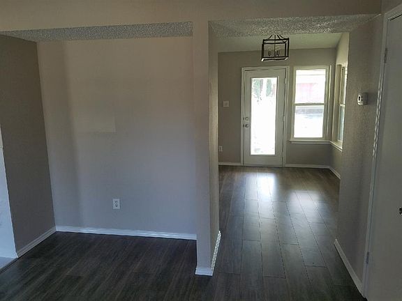 4th image of 1500 Gardenia Dr