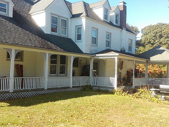 4th image of 298 Bayview Ave