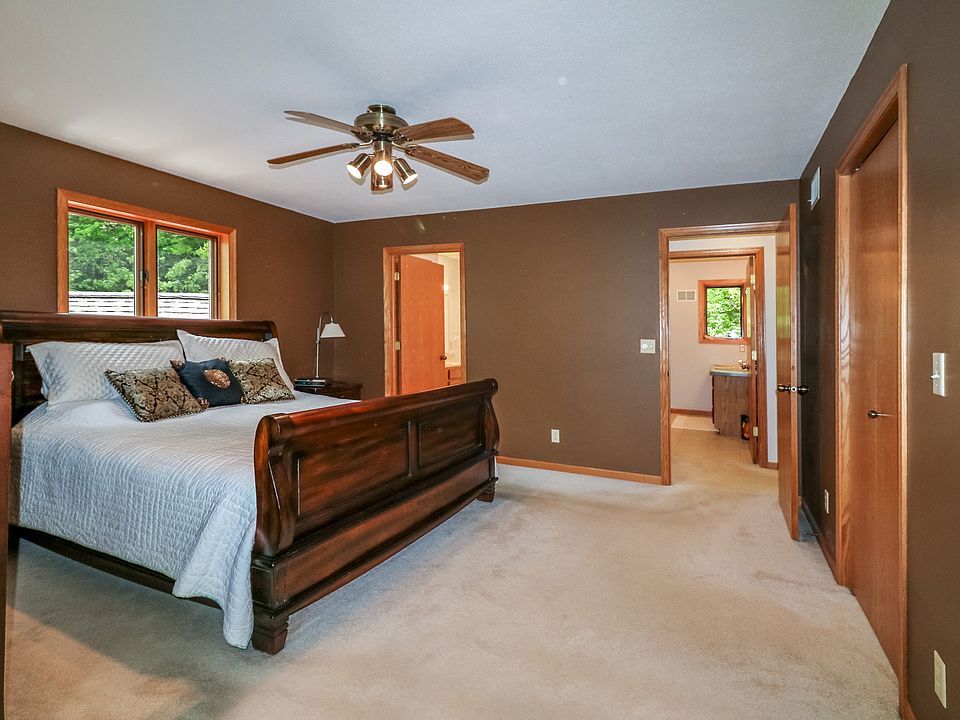 2nd image of N2309 Willow Way W