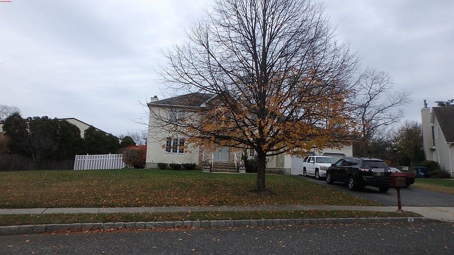 6 Lotus Ct, Ocean, NJ 07712 Zillow
