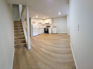 558 Spadina Cres #1, Toronto, ON M5S 2J9