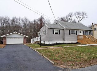 142 Breakneck Rd, Sewell, NJ 08080