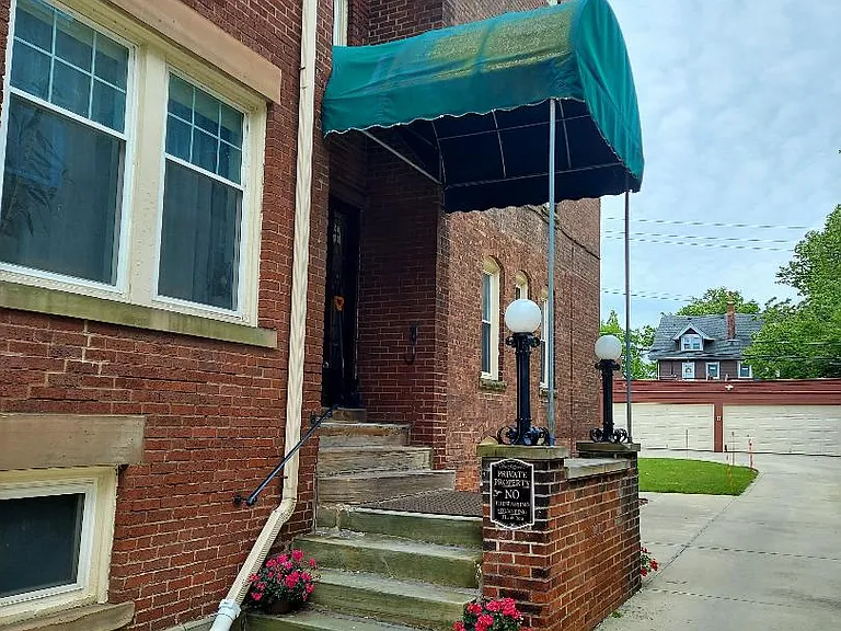 14915 Lake Ave #2 — Photo 16