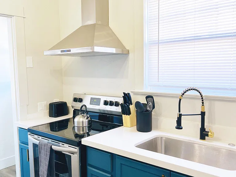 320 N 17th Dr #320 — Photo 8