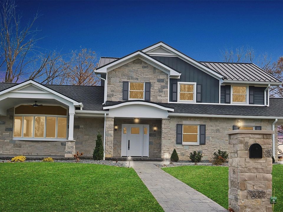 1st image of 36 Park Ridge Dr