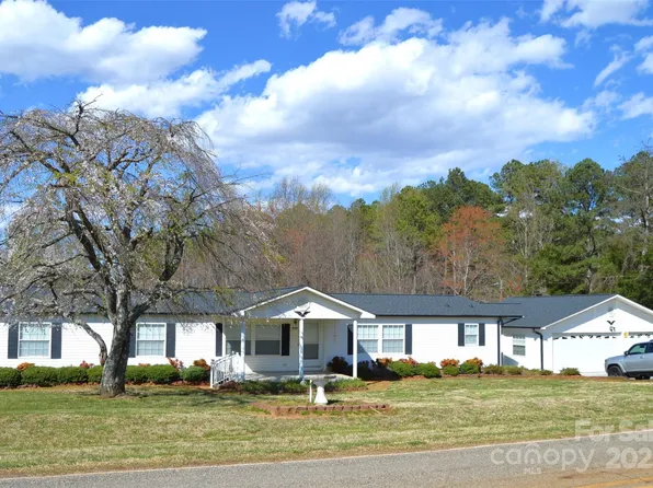 648 Dobson Farm Rd, Statesville, NC 28625