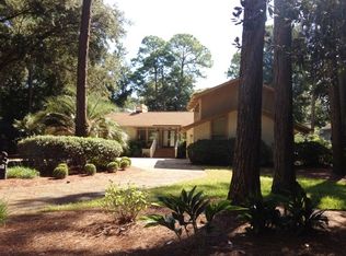 14 Combahee Rd, Hilton Head Island, SC 29928