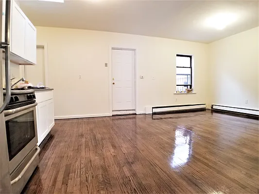 Rented by Rentall Group Inc | media 1