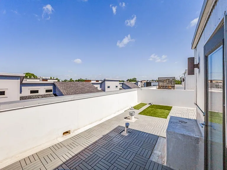 5714 Bryan Pkwy #D — Photo 11
