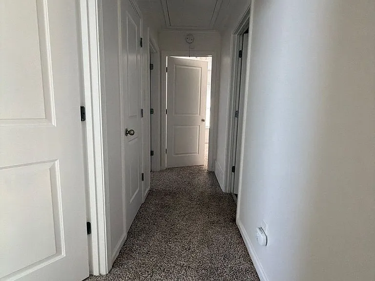 6839 Hare Pointe Dr — Photo 11