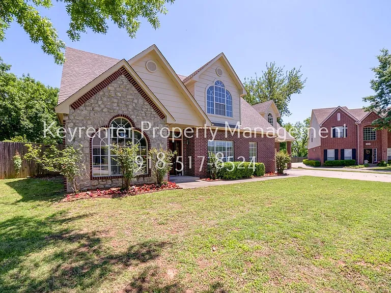 10119 S College Pl — Photo 14
