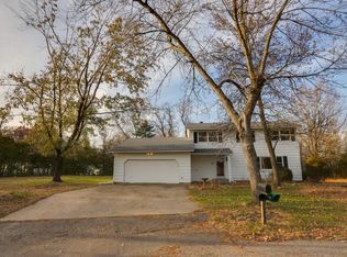 807 Oak Cir, Princeton, MN 55371