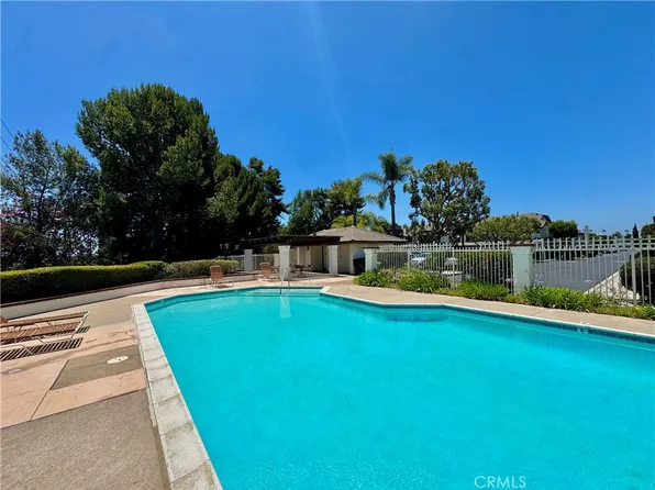 8603 Shadow Ln, Fountain Valley, CA 92708