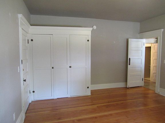 4th image of 523 W Hays St APT 2