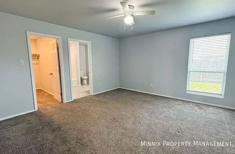 8415 10th Pl — Photo 18