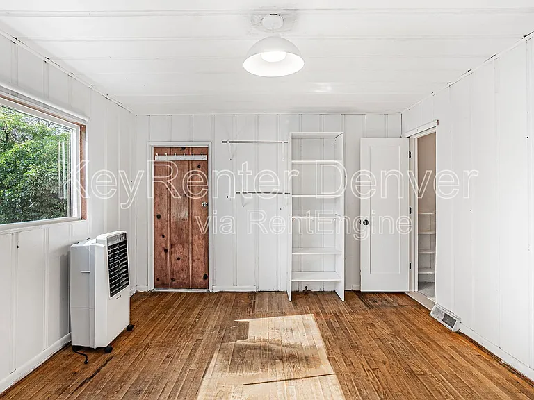 421 N Stuart St — Photo 14