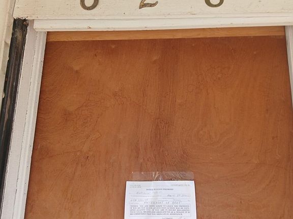 3rd image of 628 Blair Ct