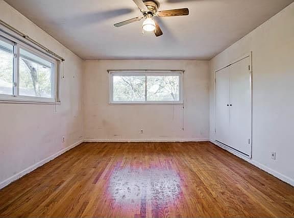 3rd image of 6163 Woodcrest Ln