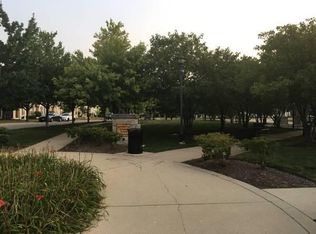 2551 Congress Ave, Aurora, IL 60503