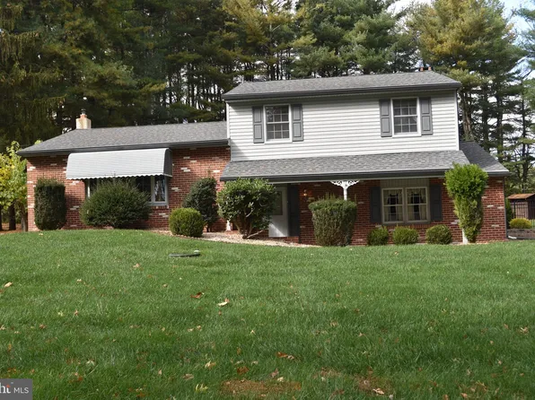 5945 Stovers Mill Rd, Doylestown, PA 18902