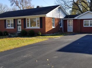425 Phillips Ln, Hodgenville, KY 42748