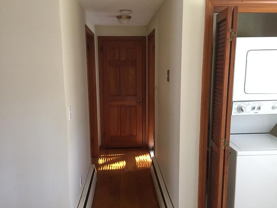 144 Spooner Ave, Warwick, RI 02886 Zillow