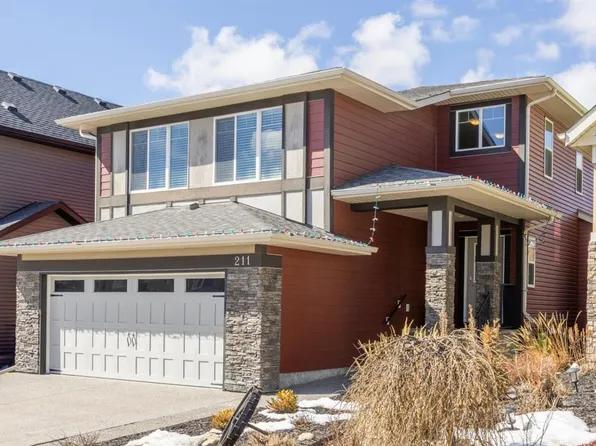 211 E Mountainview Dr, Okotoks, AB T1S 0L6