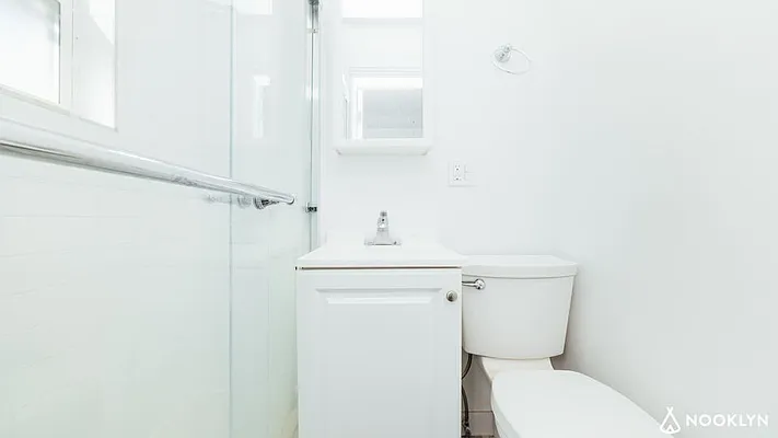 Rented by Nooklyn NYC LLC | media 29