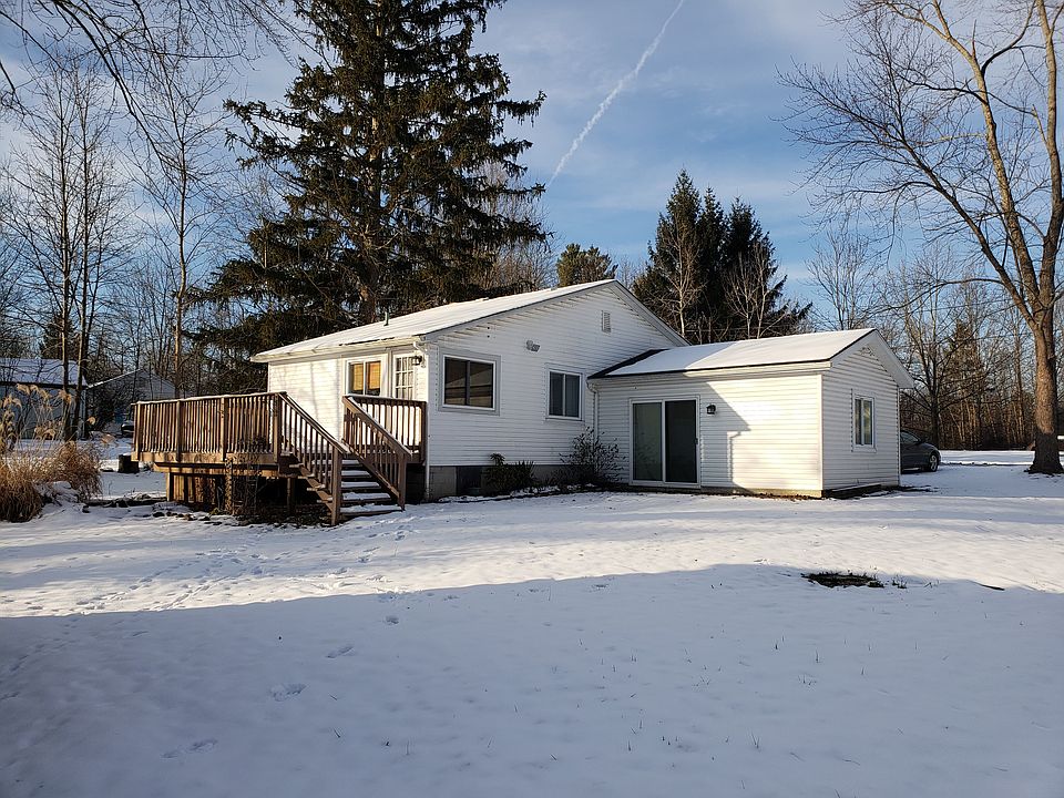 1st image of 11499 Maple Dr