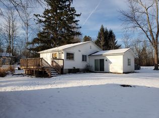 11499 Maple Dr, Newbury, OH 44065