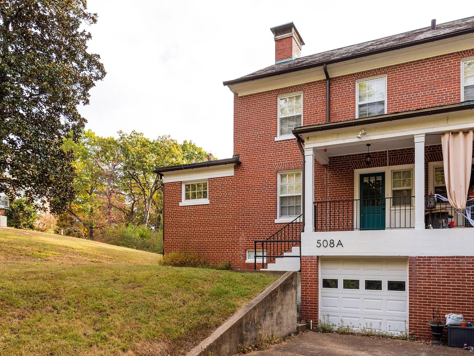 5 bed, 2000 sqft, $1,800 — Photo 4