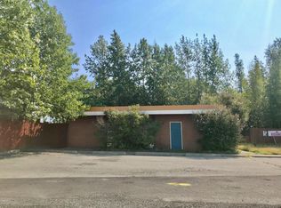 8235 Jewel Lake Rd, Anchorage, AK 99502