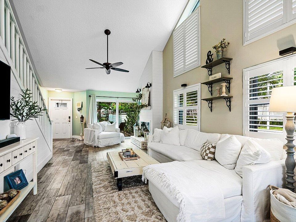 1st image of 602 Landings Boulevard