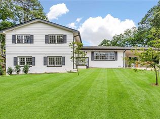 1649 Oxford Dr, Morrow, GA 30260