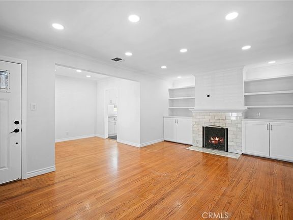 5th image of 6637 Capps Ave