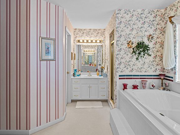 30th image of this home