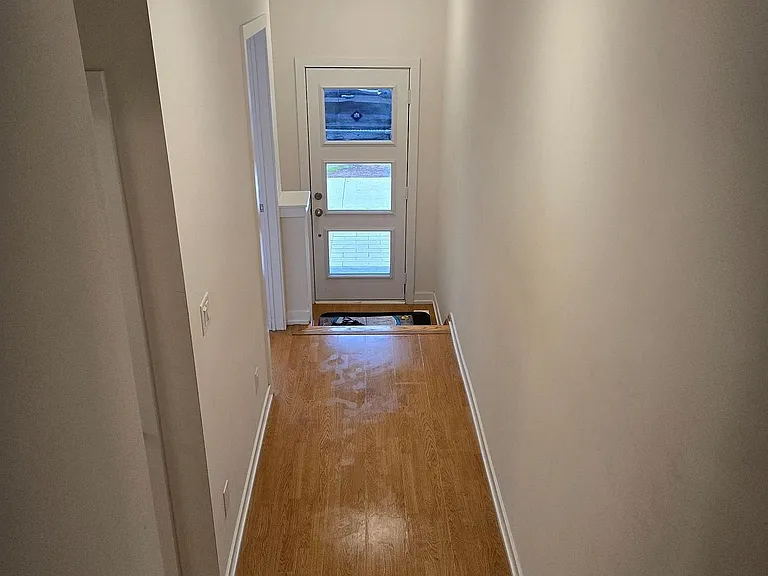 168 Brockley Dr — Photo 4