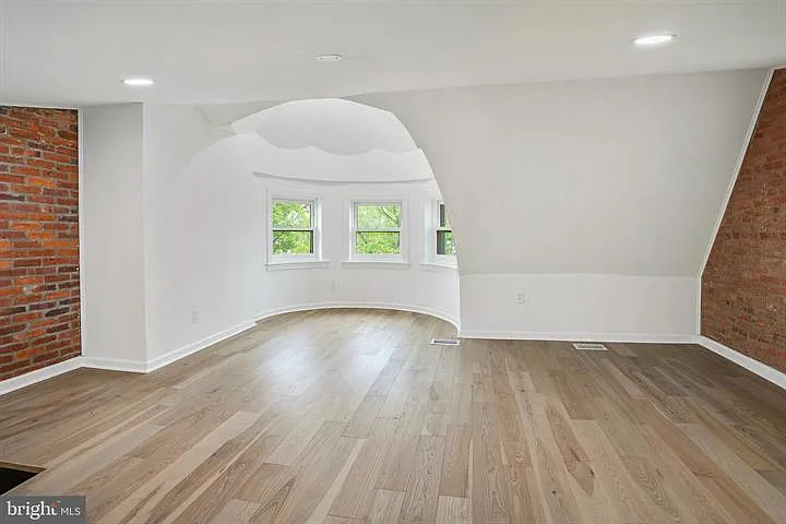 2014 Connecticut Ave NW #3 — Photo 17