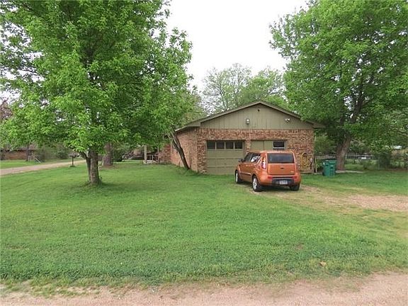 5th image of 326 Estelle Dr