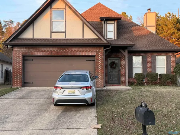 1307 Sierra Ct, Gardendale, AL 35071