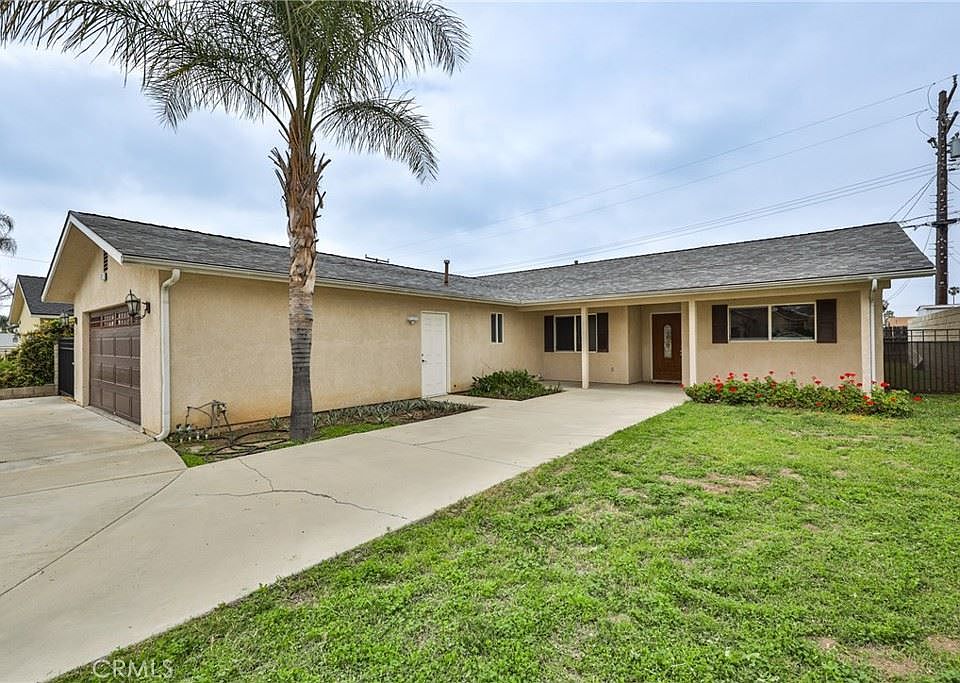 1st image of 5420 Chiquita Ln