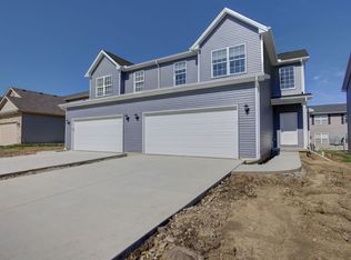127 Tickseed Ave, Savoy, IL 61874