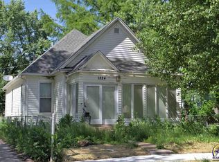 1224 SW 13th St, Topeka, KS 66604
