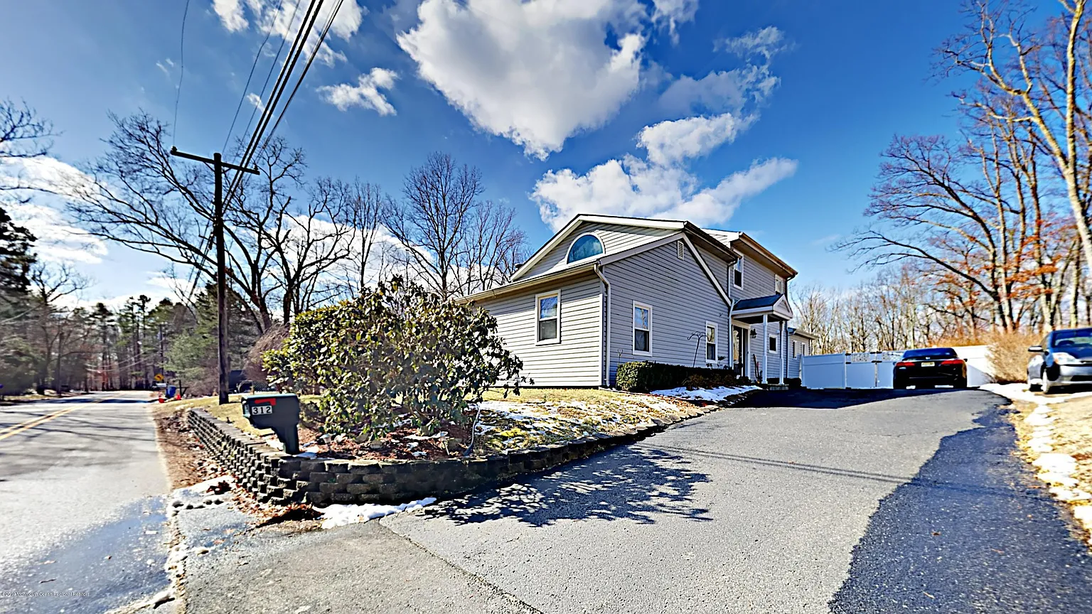 312 Jackson Pines Rd photo 1