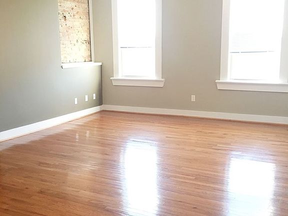 4th image of 24 E 15th St APT 4